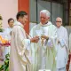Chào đón cha Tân Chánh xứ Ia Tô
